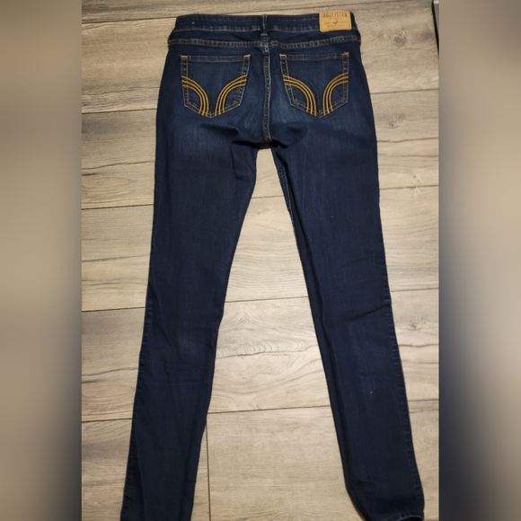 Hollister, Medium Wash, Super Skinny Jeans - Picture 3 of 3
